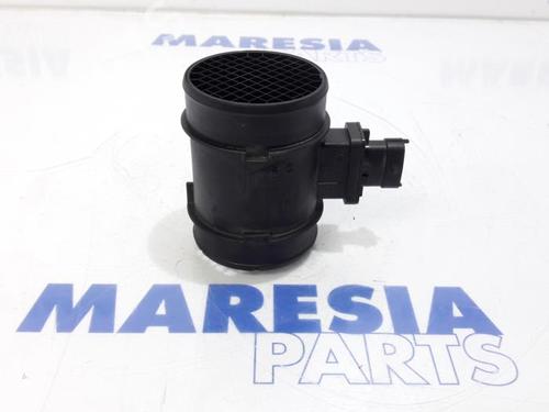 Used Mass air flow sensor FIAT PUNTO (199_) 1.3 D Multijet (80 hp) 31527263