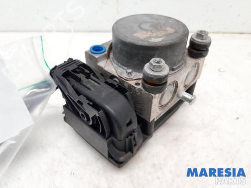 Used ABS pump FIAT PUNTO (199_) 0.9 (101 hp) 31510188