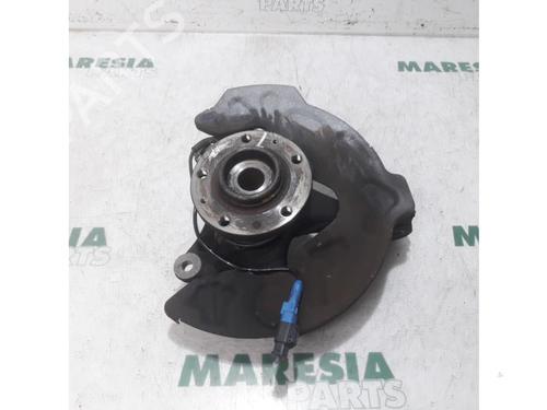 Used Left front steering knuckle PEUGEOT 508 I (8D_) 1.6 HDi (112 hp) 31401059