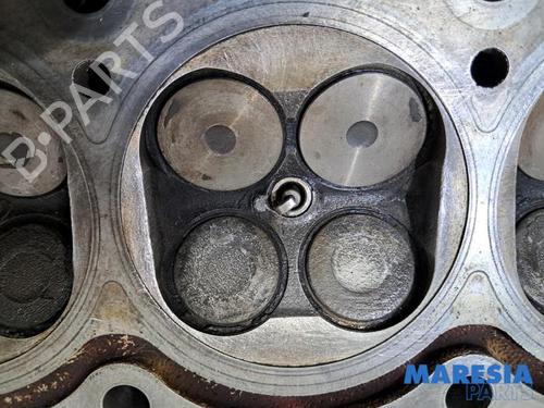 Cylinder head CITROËN C4 CACTUS 1.2 VTi 82 | BP31418821M5 