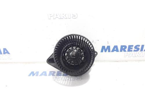 Heater blower motor RENAULT TRAFIC II Bus (JL) 2.0 dCi 115 (JL00, JL01, JL0H, JL0M, JL0U) | BP31496707M62 - Image 2