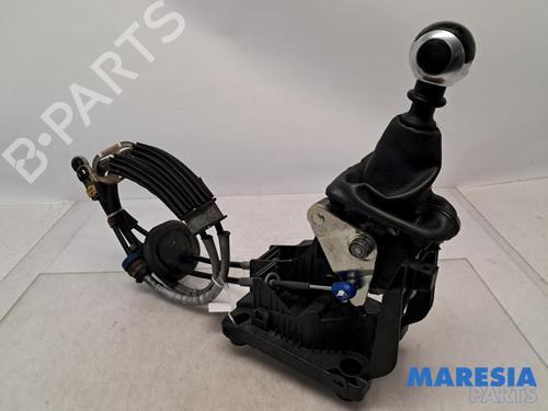 Used Gear lever CITROËN DS3 (SA_) 1.6 THP 155 (156 hp) 31385209