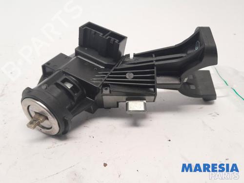 Used Ignition barrel FIAT PUNTO EVO (199_) 1.3 D Multijet (84 hp) 31463235