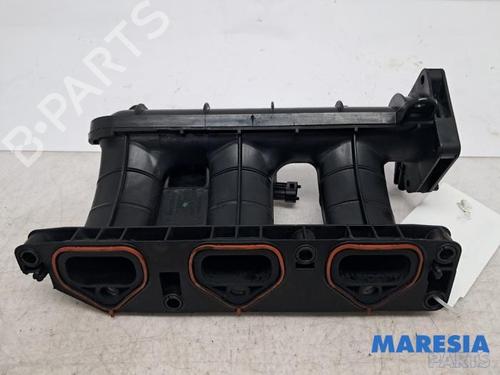 Used Injection rail Injection rail RENAULT CAPTUR I (J5_, H5_) 0.9 TCe 90 (90 hp) 40462852 40462852