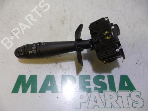 steering-column-stalk-renault-scenic-i-mpv-ja01_-fa0_-1999-2000-2001-2002-2003-2004-2005-2006-2007-2008-2009-2010-31399145 main image