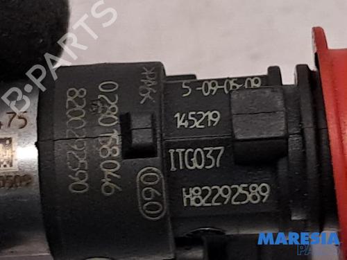 Inyector RENAULT TWINGO II (CN0_) 1.2 16V (CN0K, CN0V, CN0A) | BP31504126M100 