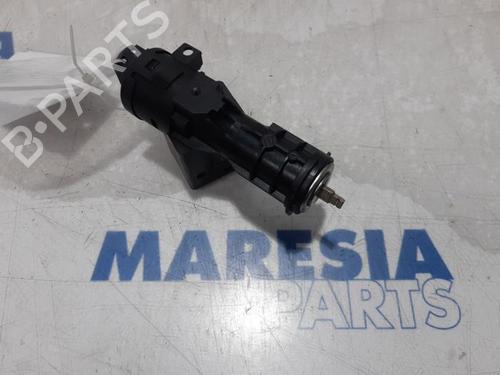 Used Ignition barrel LANCIA DELTA III (844_) 1.4 16V (844.AXL1A) (140 hp) 31438693