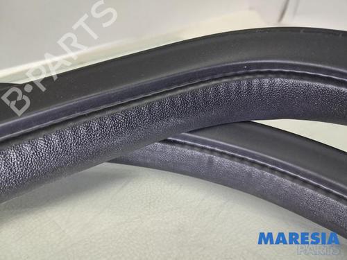 Gummiliste PEUGEOT 108 1.0 VTi 72 | BP31469292C142