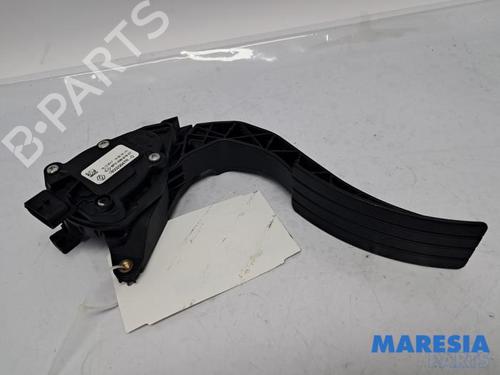 Used Pedal RENAULT CLIO IV (BH_) 0.9 TCe 90 (BHNF, BHMA, BHMH, BHJK, BHJR) (90 hp) 31423009