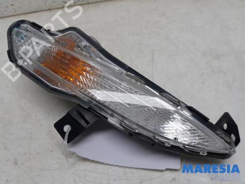 Used Left front indicator PEUGEOT 308 II (LB_, LP_, LW_, LH_, L3_) 1.6 BlueHDi 120 (120 hp) 31444956