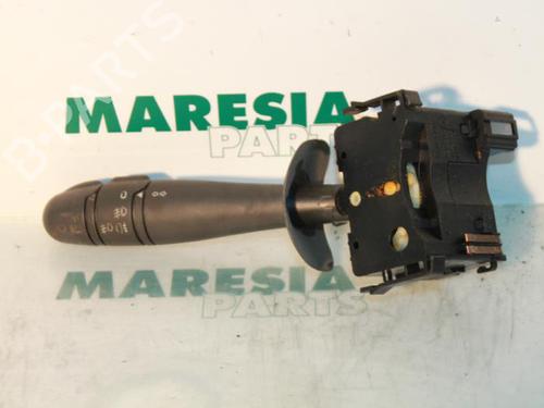 steering-column-stalk-renault-laguna-ii-bg01_-2001-2002-2003-2004-2005-2006-2007-31515740 main image