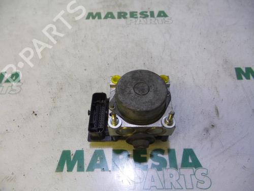 Used ABS pump FIAT PANDA (169_) 1.2 (169.AXB11, 169.AXB1A) (60 hp) 31401416