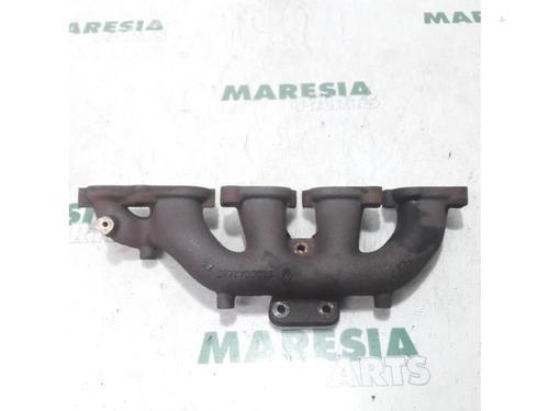 Used Exhaust manifold RENAULT MASTER II Van (FD) 2.2 dCI 90 (FD0G, FD0N, FD2G, FD2N, FD3G, FD3N) (90 hp) 31414748