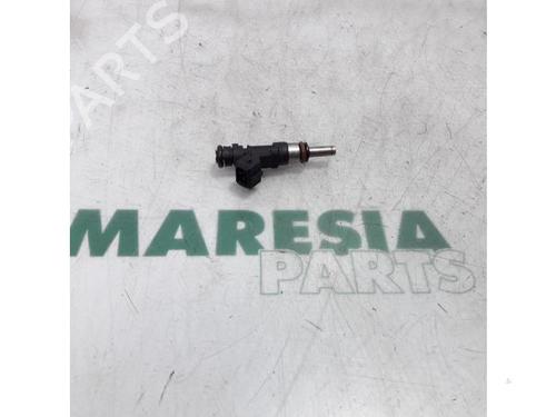 Inyector ABARTH 500 / 595 / 695 1.4 (312.AXF11, 312.AXF1A) (180 hp) 31442937