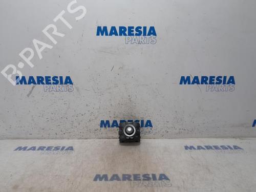 Used Display monitor RENAULT MEGANE III Grandtour (KZ0/1) 1.2 TCe (KZ2B, KZ11) (116 hp) 31480136