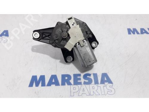 Used Rear wiper motor OPEL VIVARO A Van (X83) 2.5 DTI (F7) (135 hp) 31465152