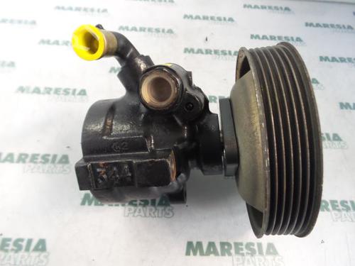 Bomba direccion FIAT BRAVA (182_) 1.4 12 V (182.BA) (80 hp) 31392013