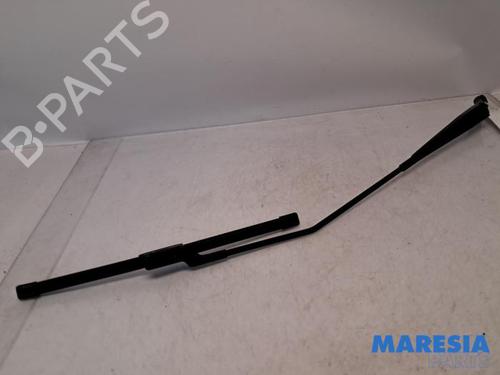 front-windshield-wiper-arm-peugeot-208-i-ca_-cc_-2012-2013-2014-2015-2016-2017-2018-2019-2020-2021-31388833 main image