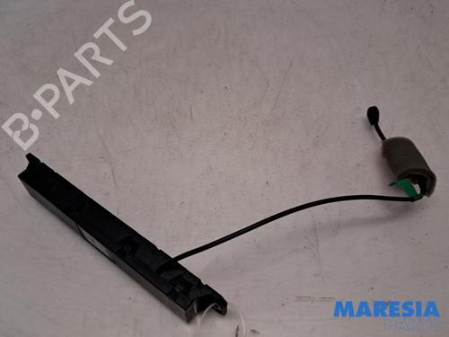 Antenne/Base ALFA ROMEO GIULIA (952_) 2.2 D (952AEM250, 952AEA250) (150 hp) 31456984