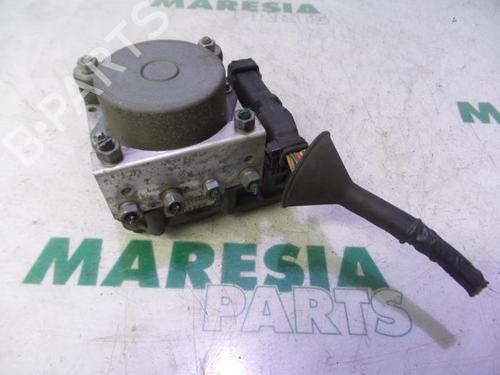 Used ABS pump RENAULT CLIO III (BR0/1, CR0/1) 1.2 16V (BR02, BR0J, BR11, CR02, CR0J, CR11) (75 hp) 31466132