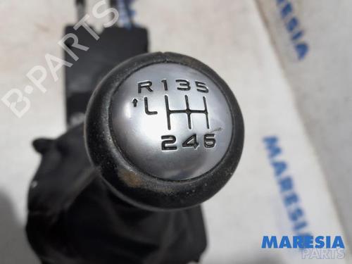 Gear lever CITROËN C4 Grand Picasso II (DA_, DE_) 1.6 HDi / BlueHDi 115 | BP31405731M90