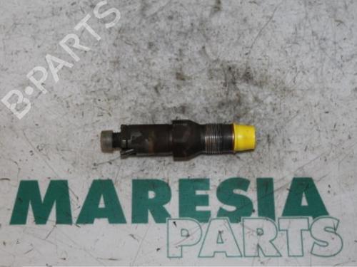 Used Injector CITROËN BERLINGO / BERLINGO FIRST Box Body/MPV (M_) 1.9 D 70 (MBWJZ, MCWJZ) (69 hp) 31493528