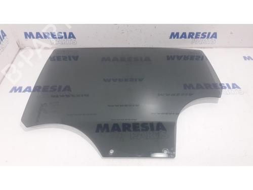 Dør rude ventre bagtil CITROËN C3 III (SX) 1.2 THP 110 (SXHNPS, SXHNZT, SXHNZ6) (110 hp) 31522273