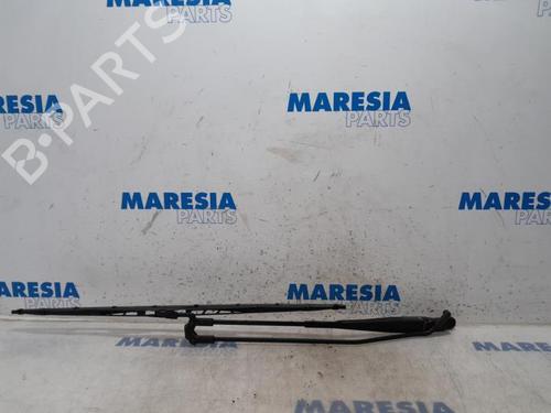 Vindspejlsviskerarm CITROËN C1 (PM_, PN_) 1.0 (68 hp) 31438781