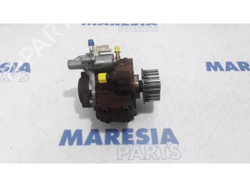 Used Fuel pump PEUGEOT 508 I (8D_) 1.6 HDi (115 hp) 31528406