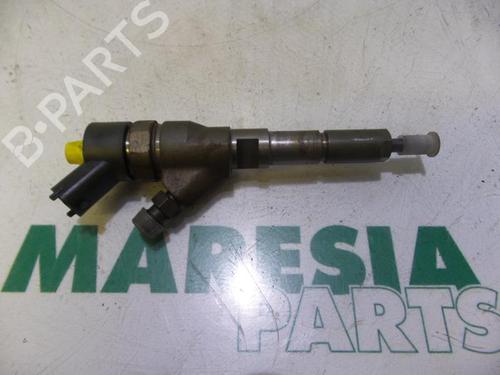 Used Injector PEUGEOT 406 Break (8E/F) 2.0 HDI 90 (90 hp) 31515893