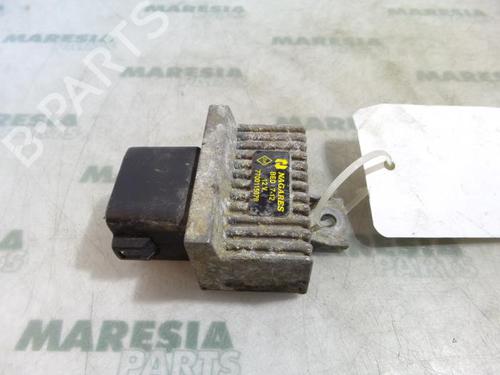 Used Electronic sensor RENAULT LAGUNA II Grandtour (KG0/1_) 1.9 dCi (KG0G) (120 hp) 31452421