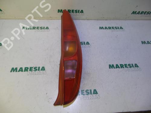 right-taillight-fiat-punto-188_-1999-2000-2001-2002-2003-2004-2005-2006-2007-2008-2009-2010-2011-2012-31429109 main image