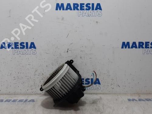 Used Heater blower motor RENAULT MASTER III Van (FV) 2.3 dCi 100 FWD (FV0A, FV0B, FV0G, FV0K, FV0H) (101 hp) 31511874