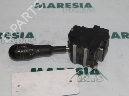 Used Steering column stalk RENAULT TWINGO I (C06_) 1.2 (C063, C064) (55 hp) 31402259