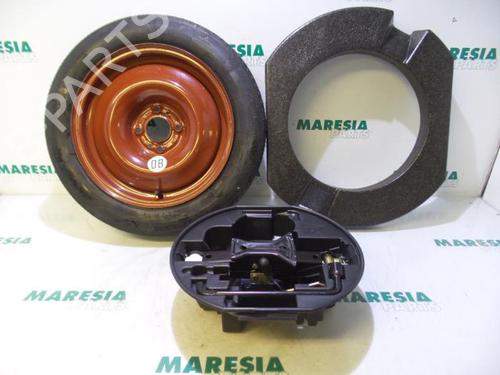 Reservehjul kit CITROËN C3 Pluriel (HB_) 1.4 HDi (68 hp) 31466026