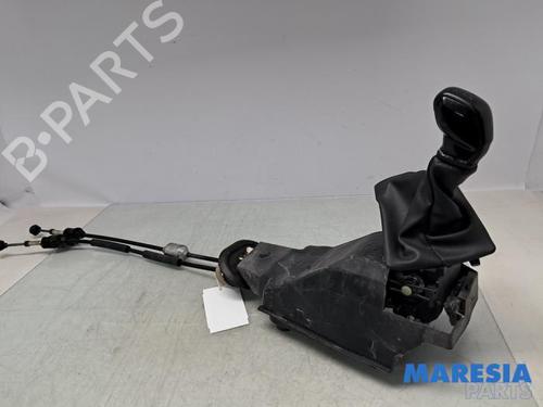 Gearstang PEUGEOT 208 I (CA_, CC_) 1.6 HDi (92 hp) 32197382
