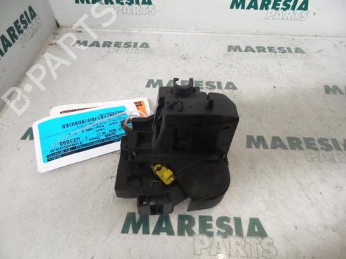electronic-module-renault-scenic-i-mpv-ja01_-fa0_-1999-2000-2001-2002-2003-2004-2005-2006-2007-2008-2009-2010-31509866 main image