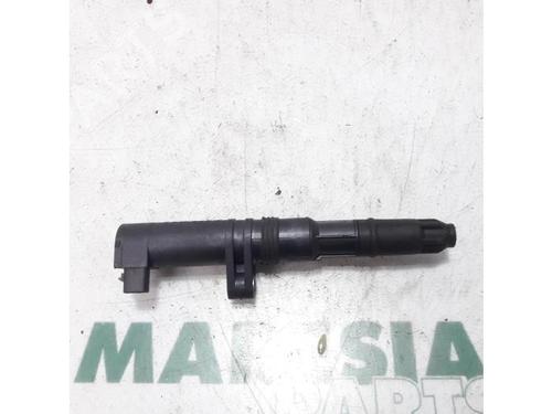 ignition-coil-renault-clio-iii-br01-cr01-2005-2006-2007-2008-2009-2010-2011-2012-2013-2014-31508863 main image