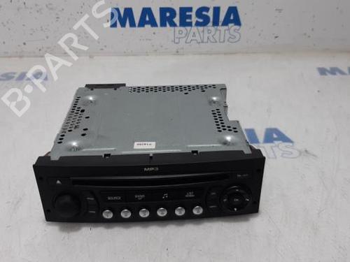 Used Radio PEUGEOT 207 (WA_, WC_) 1.4 16V (95 hp) 31478124