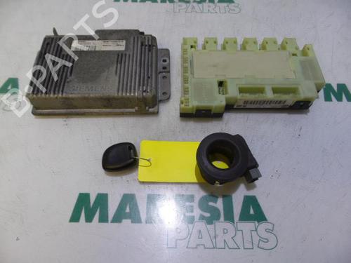 engine-control-unit-ecu-renault-clio-ii-bb_-cb_-1998-1999-2000-2001-2002-2003-2004-2005-2006-2007-2008-2009-2010-2011-2012-2013-2014-2015-2016-31531196 main image