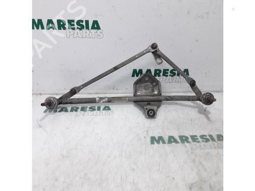 Vindrude Viskermekanisme RENAULT TRAFIC II Van (FL) 2.0 dCi 90 (FL0H, FL00, FL01, FL0M, FL0P, FL0S) (90 hp) 31390071