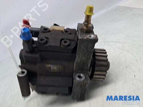 Used Fuel pump CITROËN C6 (TD_) 2.7 HDi (204 hp) 31460444