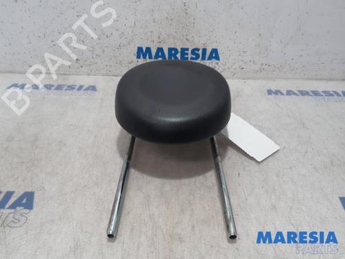 Used Headrest FIAT 500 (312_) 1.2 (312AXA1A) (69 hp) 31487450
