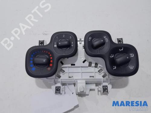 Used Climate control FIAT PANDA (312_, 319_) 0.9 (312PXH1A) (65 hp) 31532504