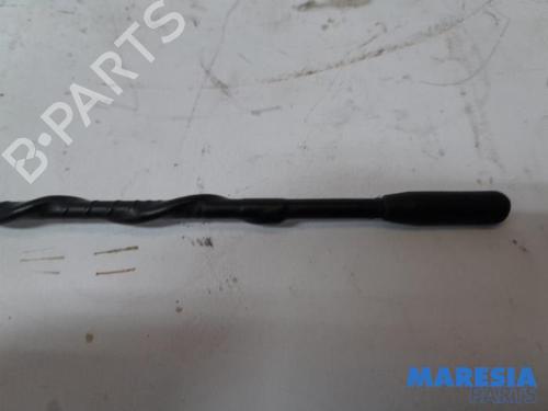 Antenne/Base PEUGEOT 208 I (CA_, CC_) 1.2 VTI 82 (82 hp) 31499829