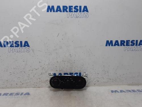 Used Climate control RENAULT TRAFIC III Van (FG_) 1.6 dCi 95 (FGMJ, FGMR) (95 hp) 31486064