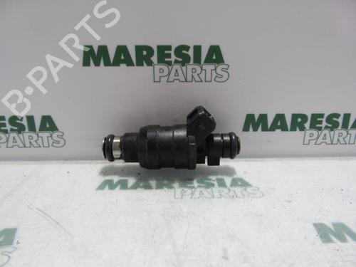 Used Injector CITROËN XANTIA (X1_, X2_) 1.8 i 16V (110 hp) 32197458