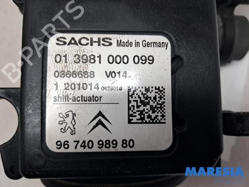 Gearbox CITROËN C4 CACTUS 1.2 VTi 82 | BP38090782M3 - Image 5