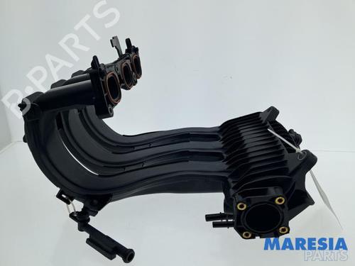 Used Injection rail Injection rail 36873344 36873344