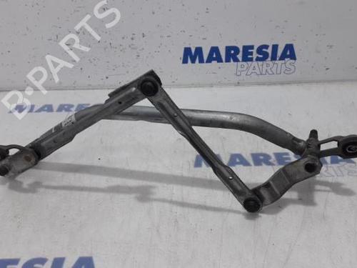Used Front wipers mechanism PEUGEOT 207 (WA_, WC_) 1.4 16V (95 hp) 31532982